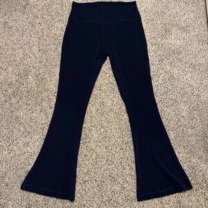 lululemon Navy Align Mini-Flare Pant – Size 12